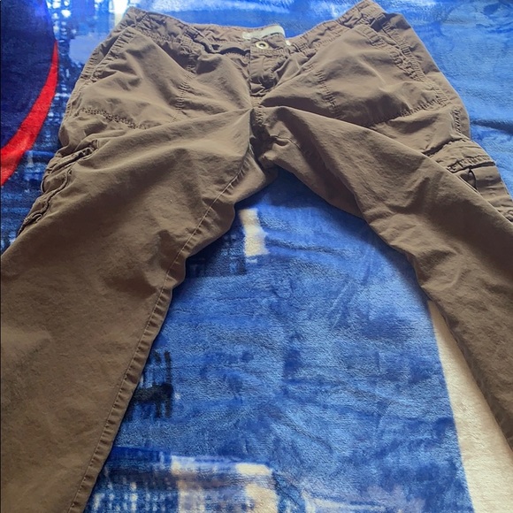 Capris - Picture 1 of 3